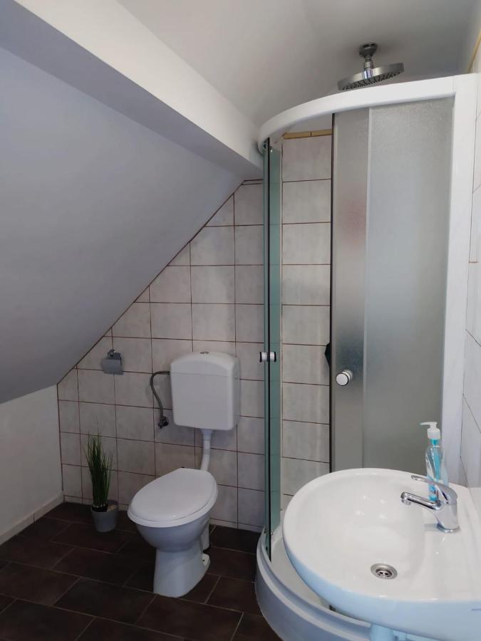 Bosman Pokoje Goscinne Mielenko Exterior foto